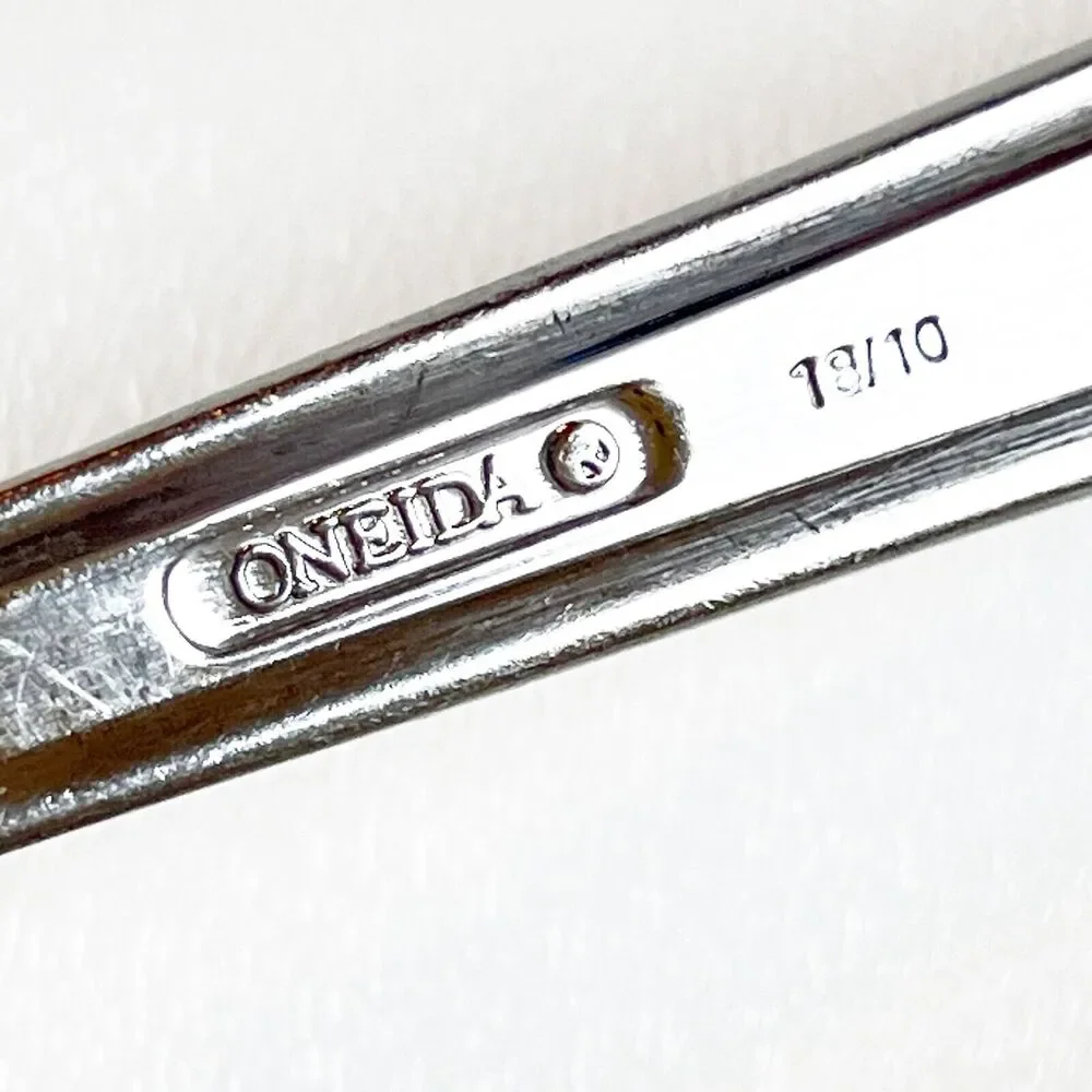 Set 4 Oneida Chroma-Mandolina Stainless 18/10 Glossy Dinner Forks 8 inches